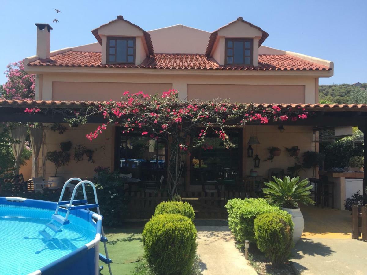 Rafina Great Feeling Villa Exteriér fotografie